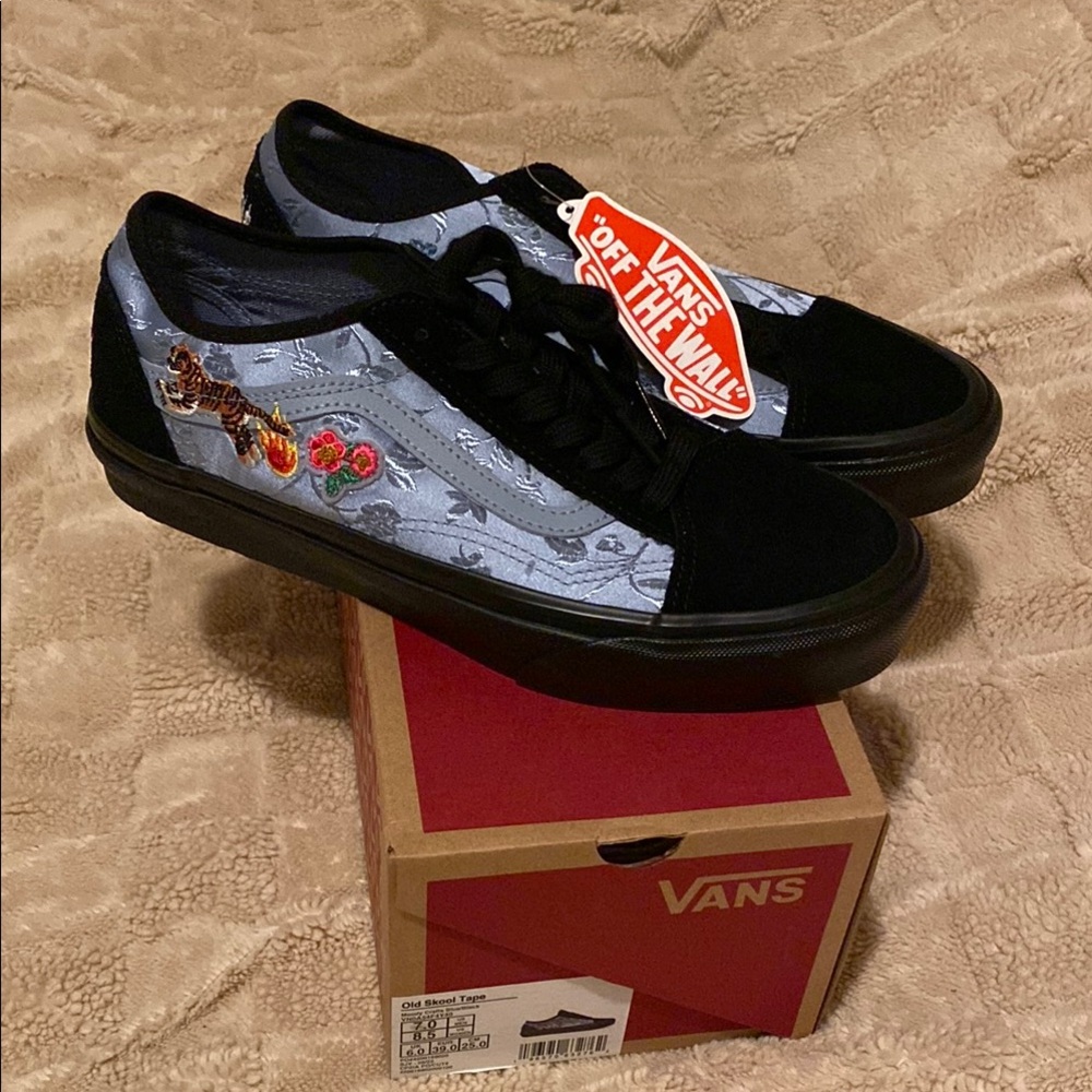 Vans Black and blue satin Sneakers with Embroidered Design